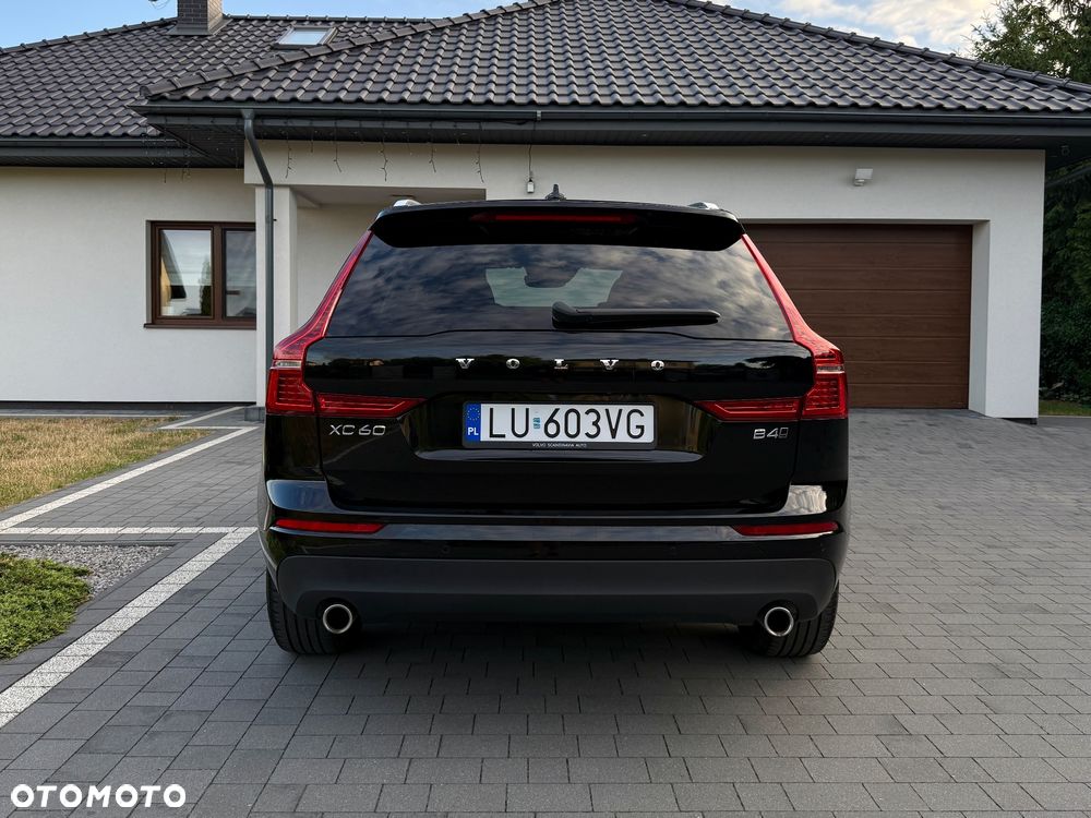 Volvo XC 60 B4 D AWD Momentum Pro - 10