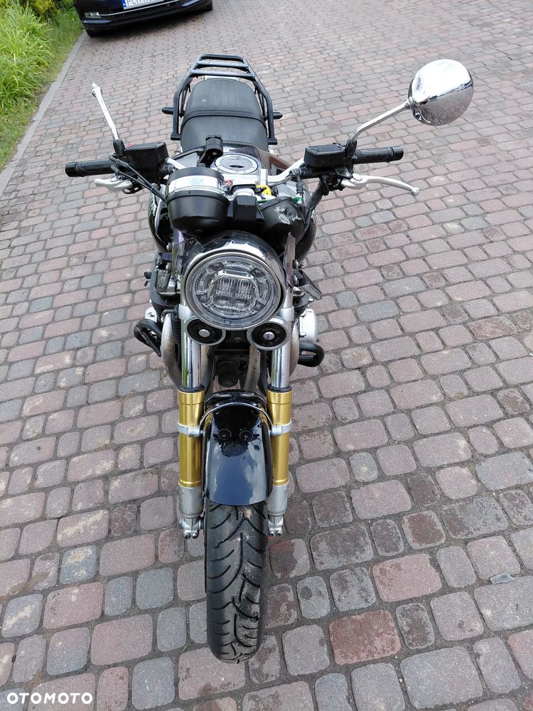 Honda CB - 8