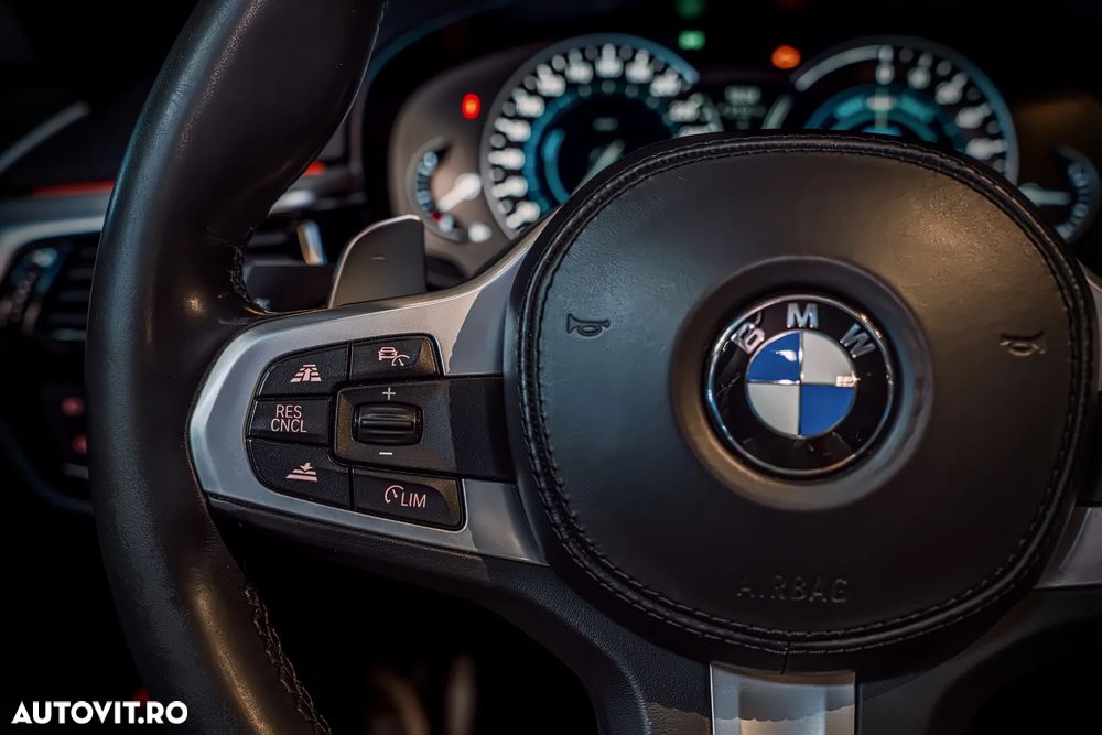 BMW Seria 5 530e AT PHEV - 23