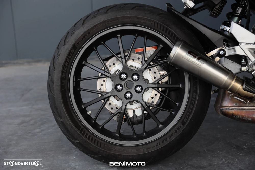 Honda CB 1000R - 16