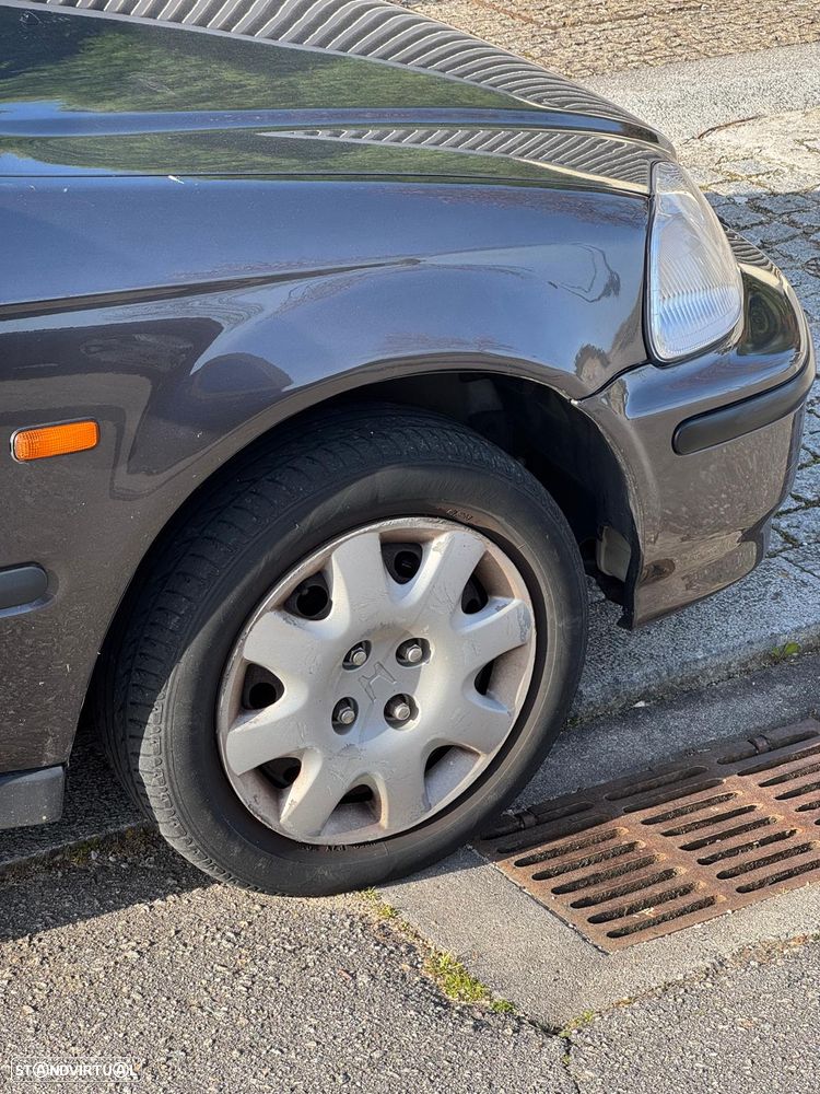 Honda Civic 1.5i LS - 6