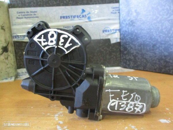 Motor Elevador Vidro 400957C RENAULT TWINGO 2012 FE RENAULT TWINGO 2 2013 1.2I 75CV 3P VERMELHO FE