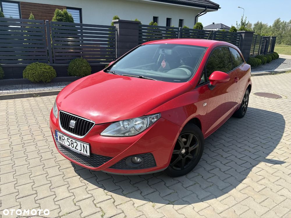 Seat Ibiza SC 1.6 16V DSG Sport - 1