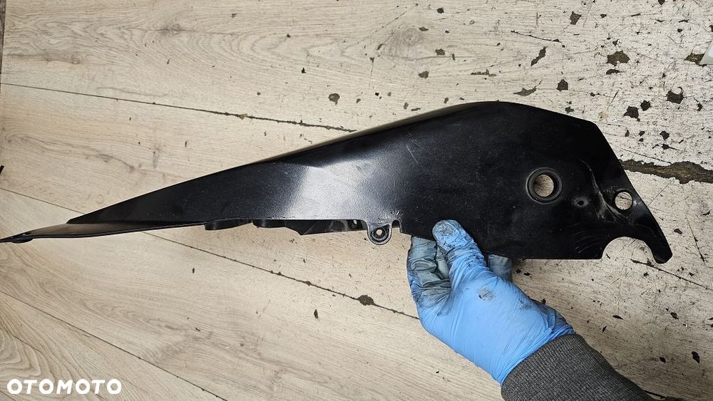 Ktm Duke 690  Boczek Owiewka Plastik Siedzenia  Oryginał - 7