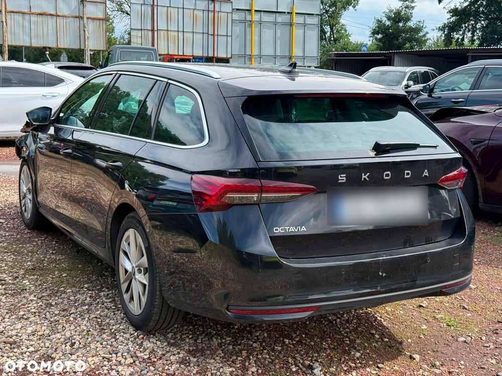 Skoda Octavia 2.0 TDI Ambition - 12