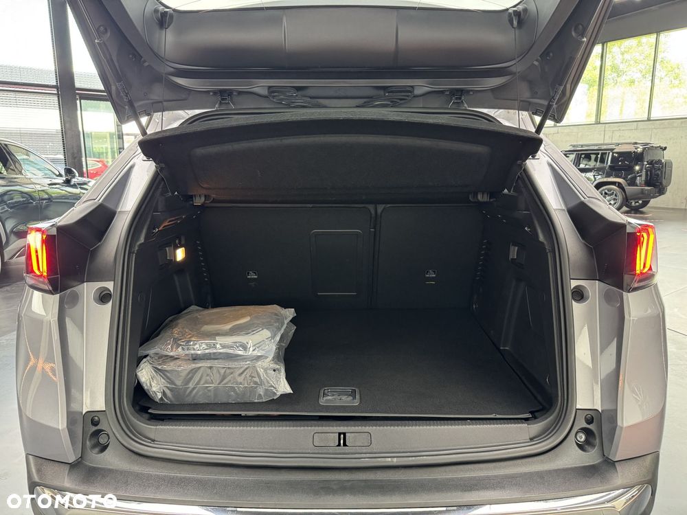 Peugeot 3008 1.6 PureTech Hybrid PHEV Allure Pack S&S EAT8 - 19