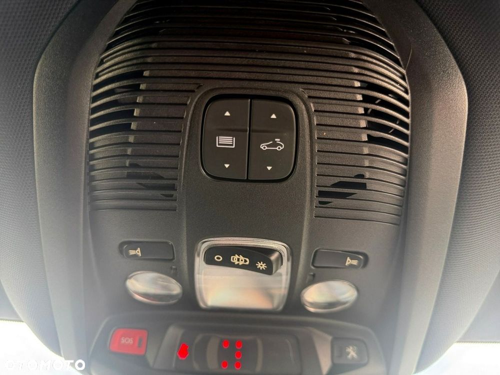 Peugeot 3008 - 24