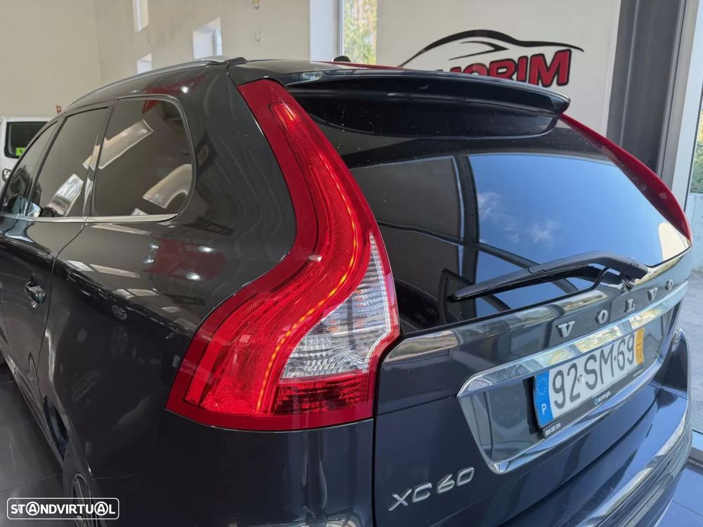 Volvo XC 60 2.0 D3 Dynamic Edition Geartronic - 7
