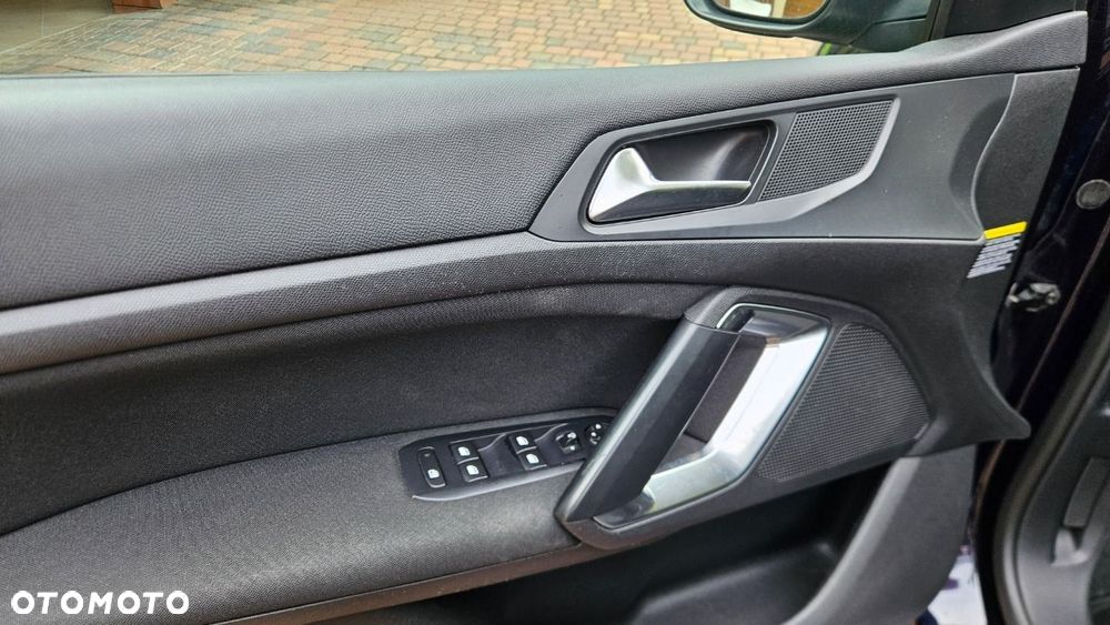 Peugeot 308 - 16