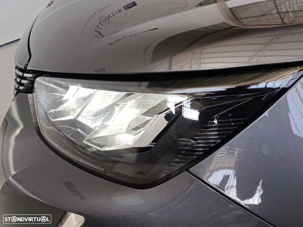 Peugeot 2008 1.5 BlueHDi Allure Pack EAT8 - 25