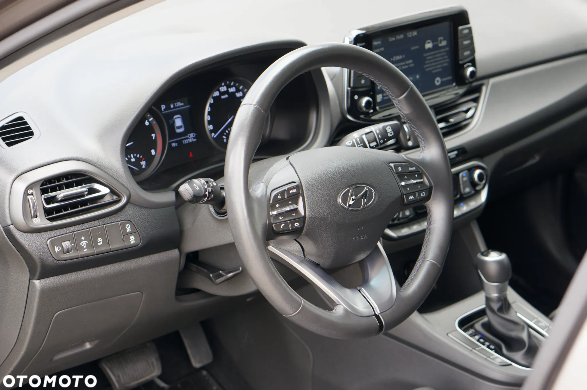 Hyundai i30 1.5 T-GDI 48V Comfort DCT - 12