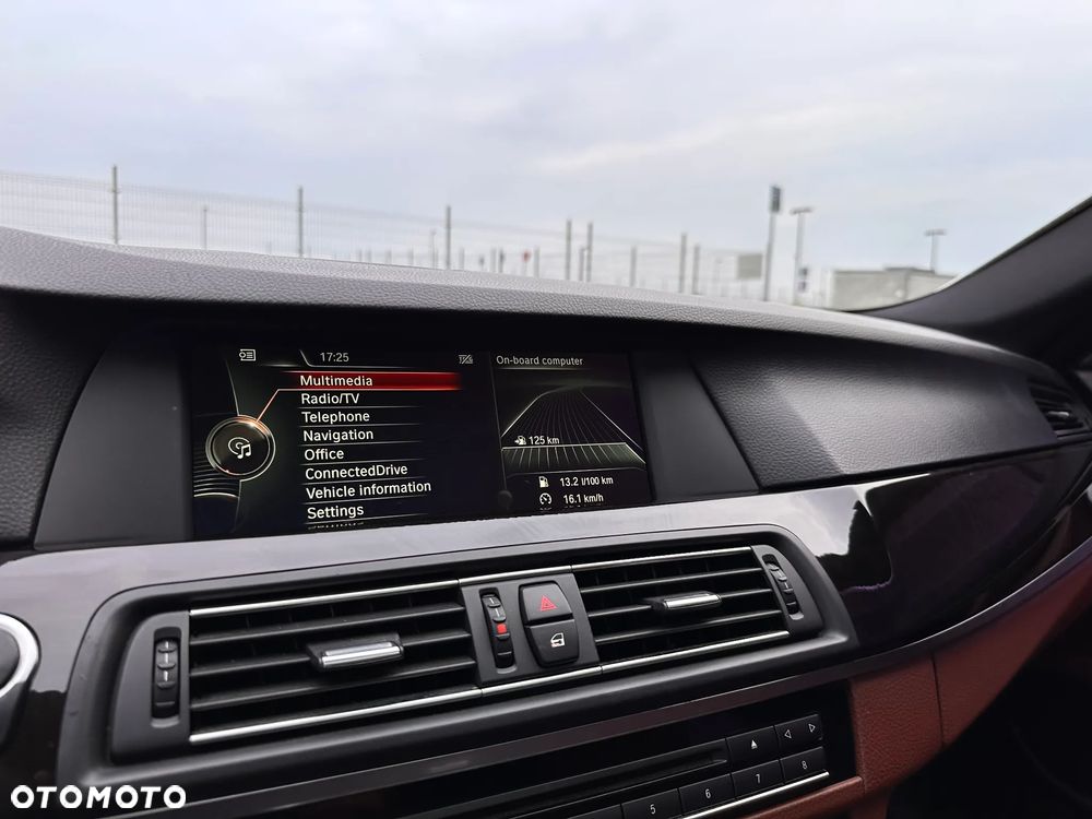 BMW Seria 5 535d Modern Line - 23
