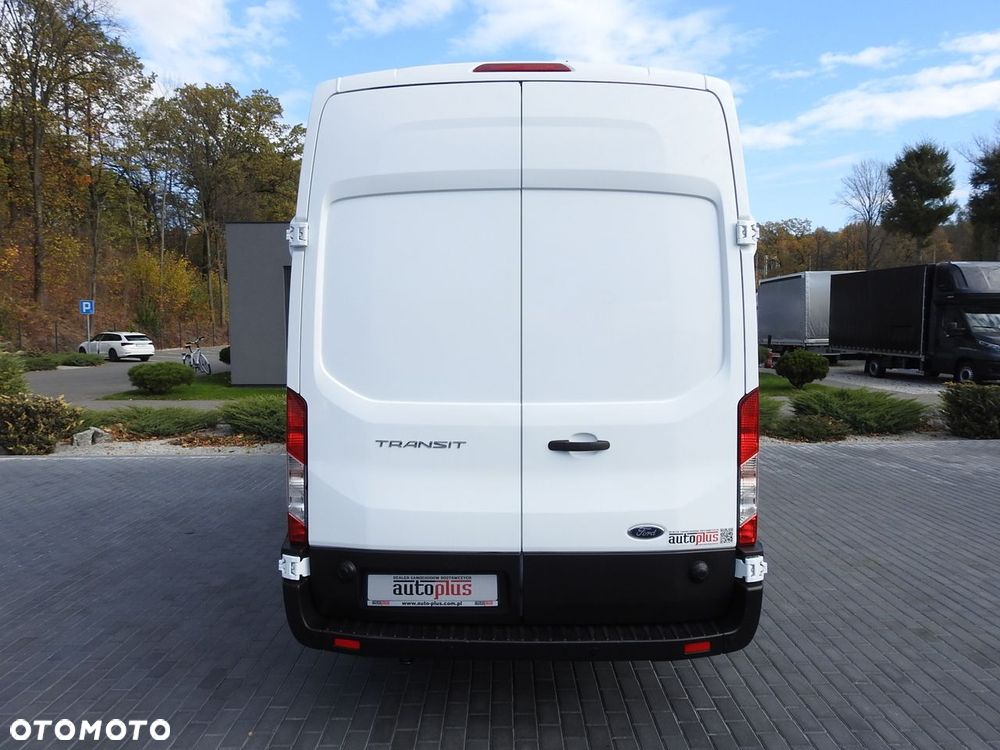 Ford TRANSIT FURGON BRYGADÓWKA  6 MIEJSCA TEMPOMAT KLIMATYZACJA LEDY  130KM - 12