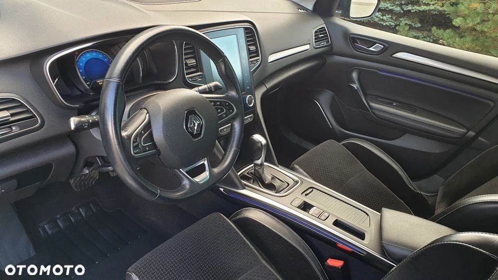 Renault Megane ENERGY TCe 130 EDC BOSE EDITION - 16