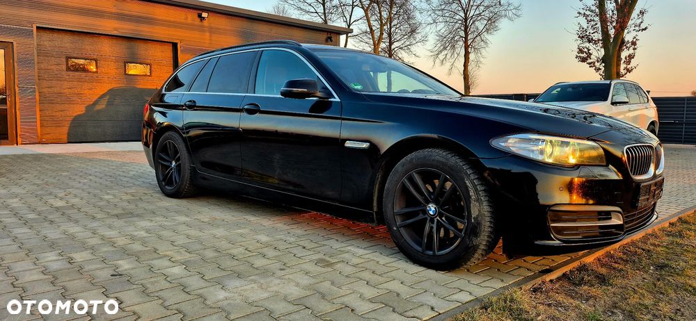 BMW Seria 5 520d Sport-Aut - 3