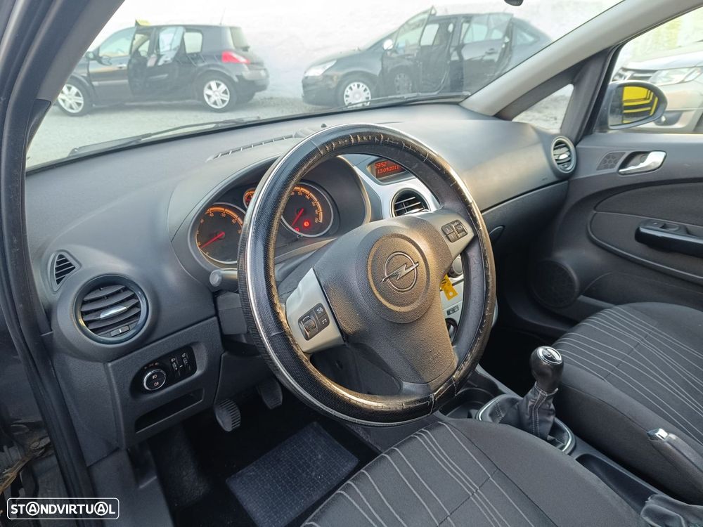 Opel Corsa 1.2 Enjoy - 5