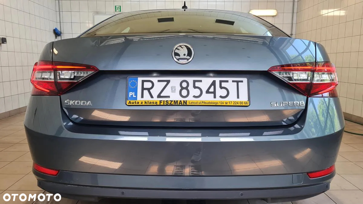 Skoda Superb 2.0 TDI 4x4 Style DSG - 7