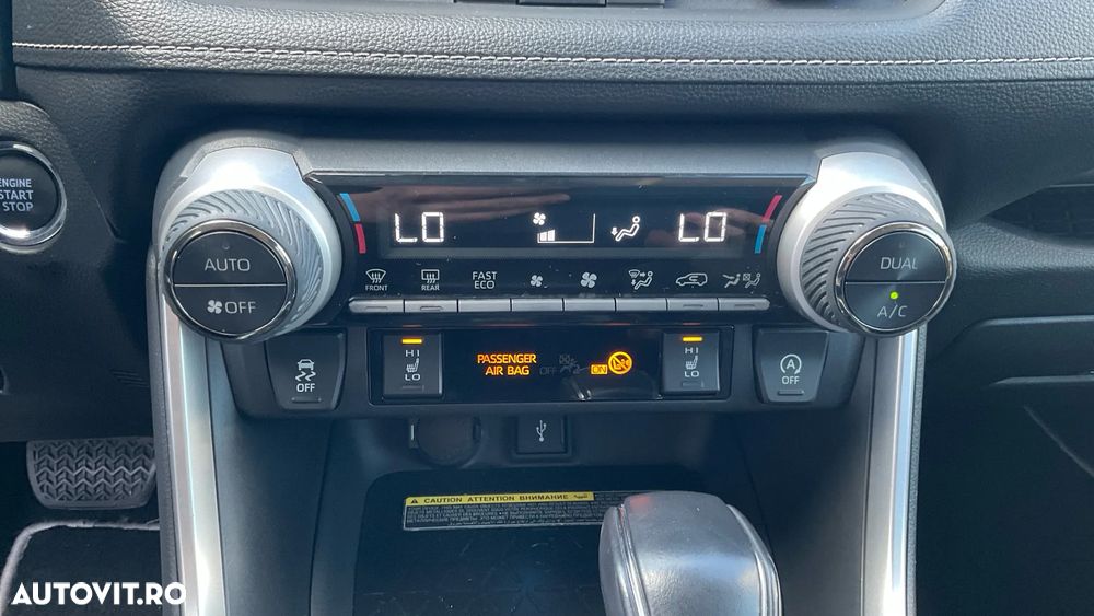 Toyota RAV4 2.0P CVT AWD Luxury - 36