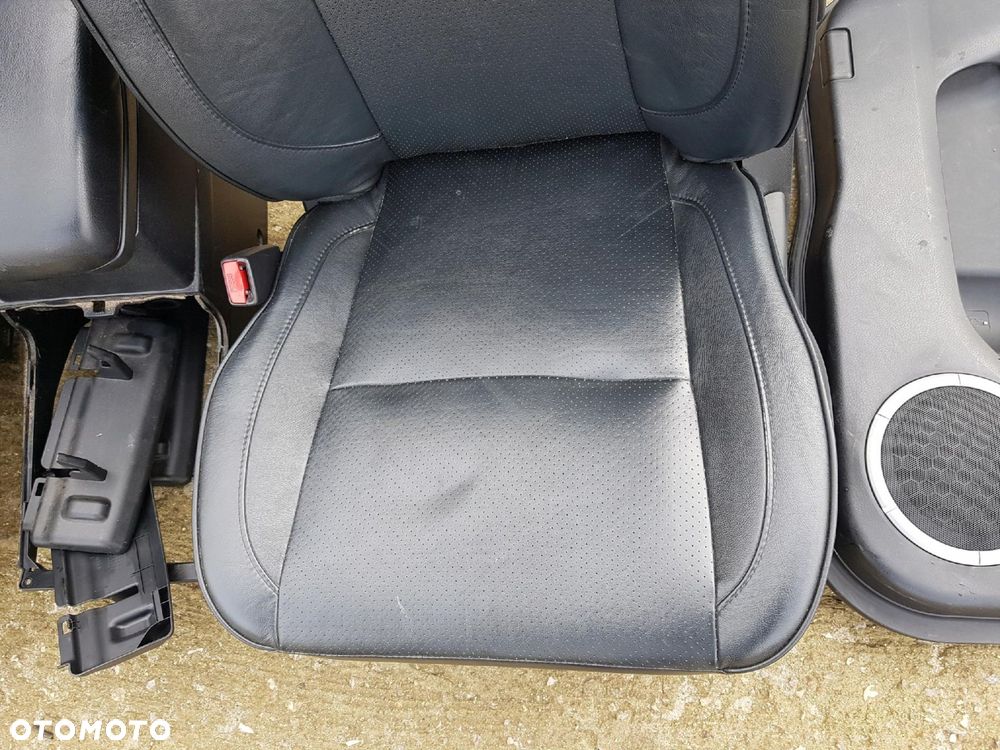 SUZUKI GRAND VITARA II 05-14r FOTELE SKÓRZANE BOCZKI 5D - 11