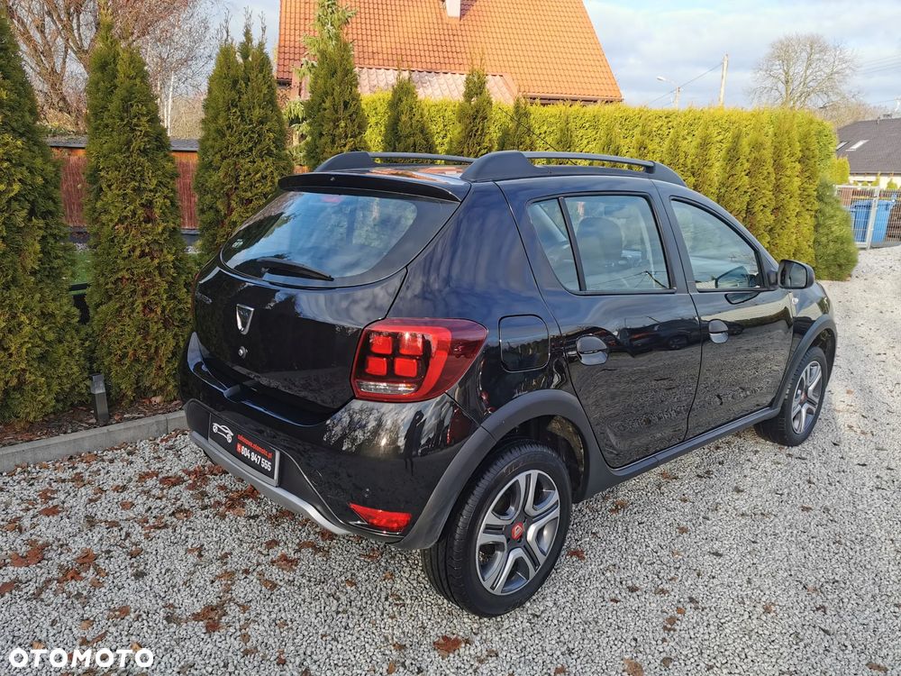 Dacia Sandero Stepway TCe 90 (S&S) Celebration - 9