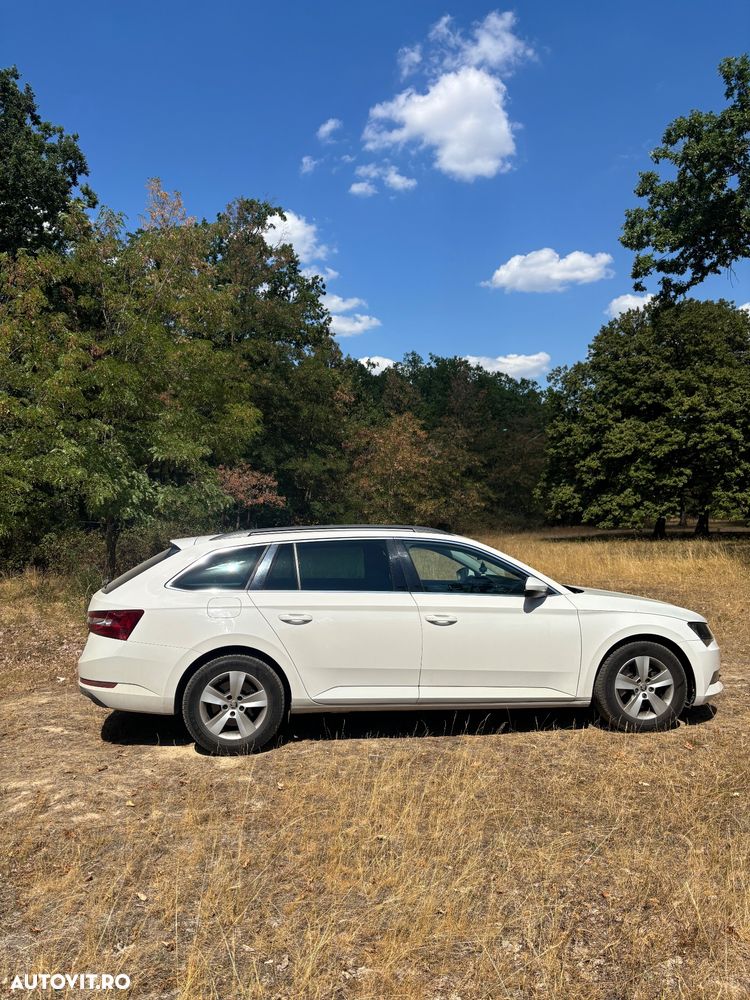 Skoda Superb 2.0 TDI Ambition - 6