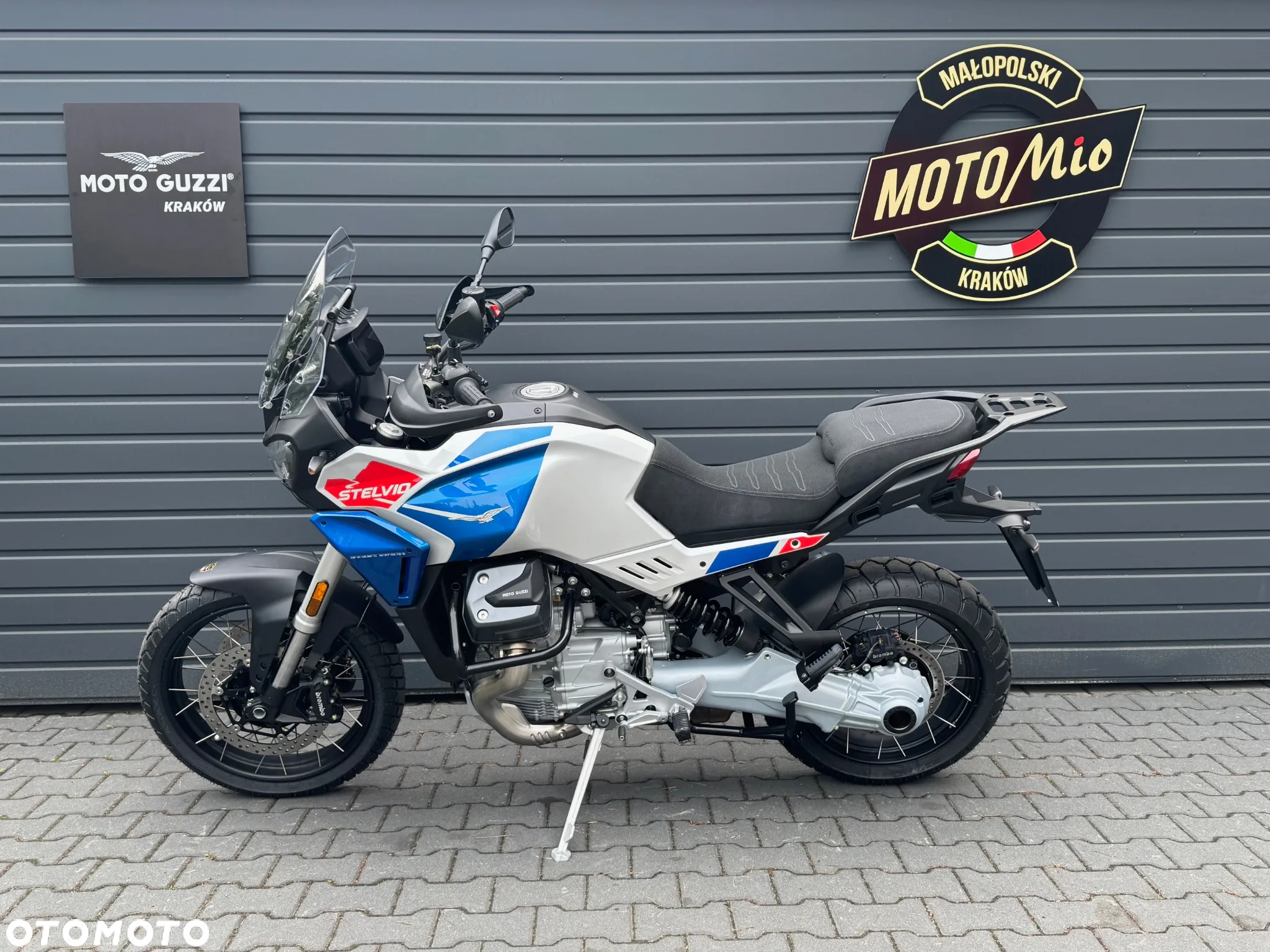 Moto Guzzi Stelvio - 3