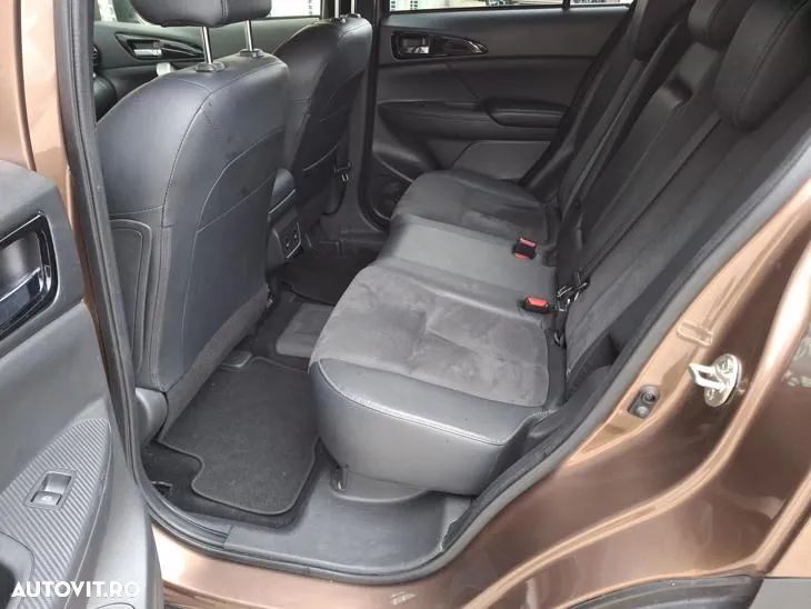 Mitsubishi Eclipse-Cross Plug-In Hybrid 4WD Plus Select - 13