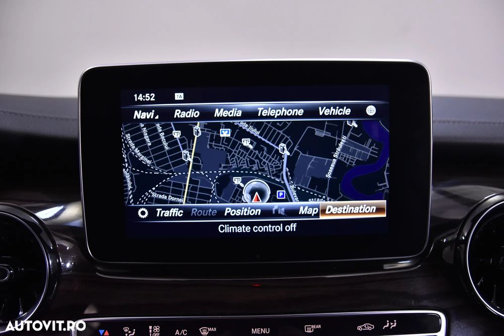 Mercedes-Benz V - 23