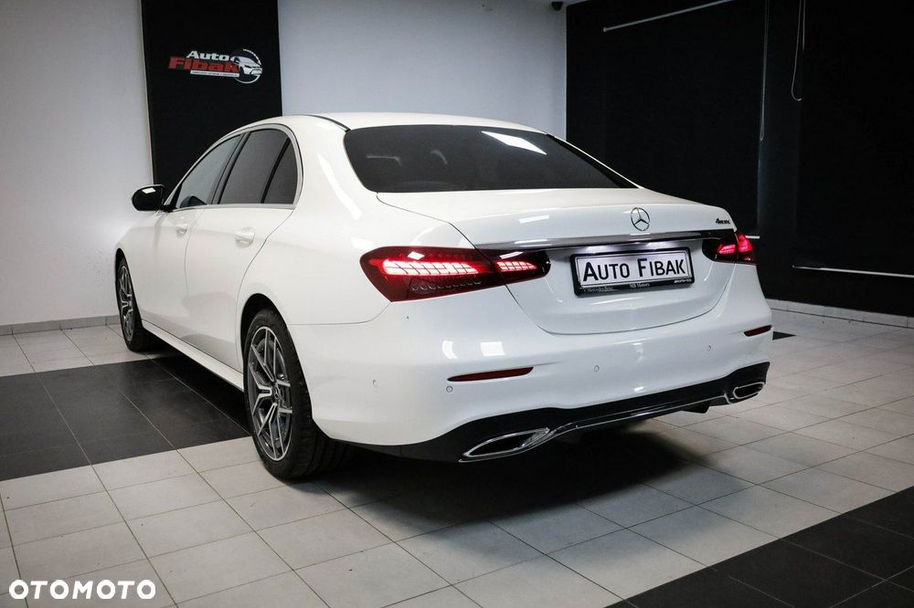 Mercedes-Benz Klasa E 220 d 4-Matic AMG - 11