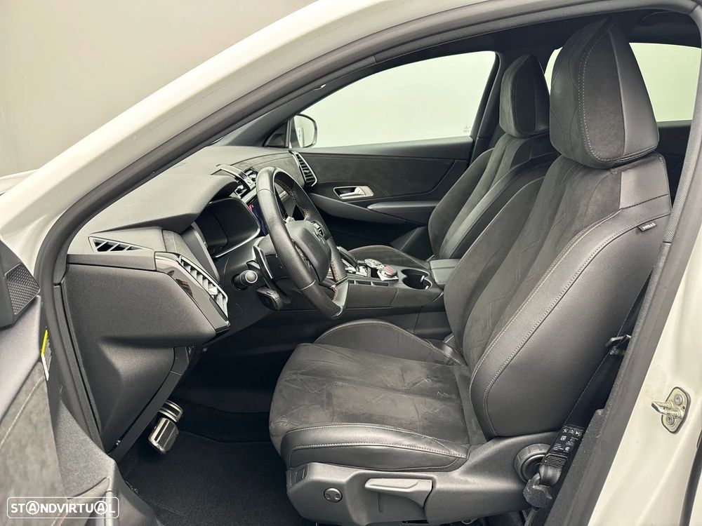 DS DS7 Crossback - 13