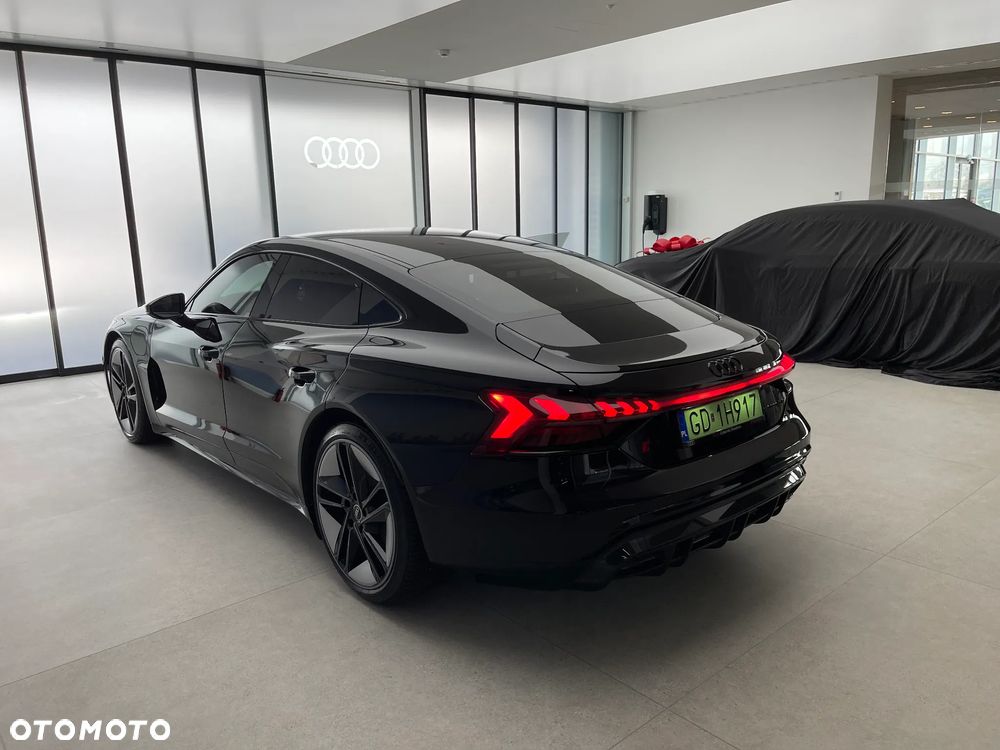 Audi RS e-tron GT - 1