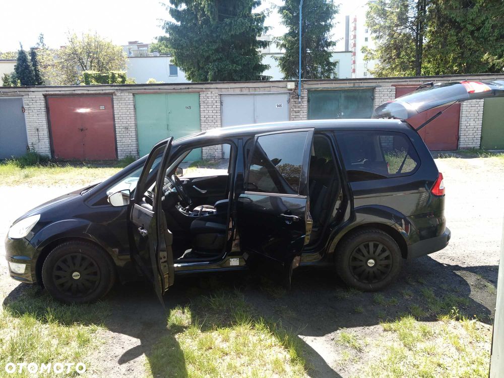 Ford Galaxy - 1