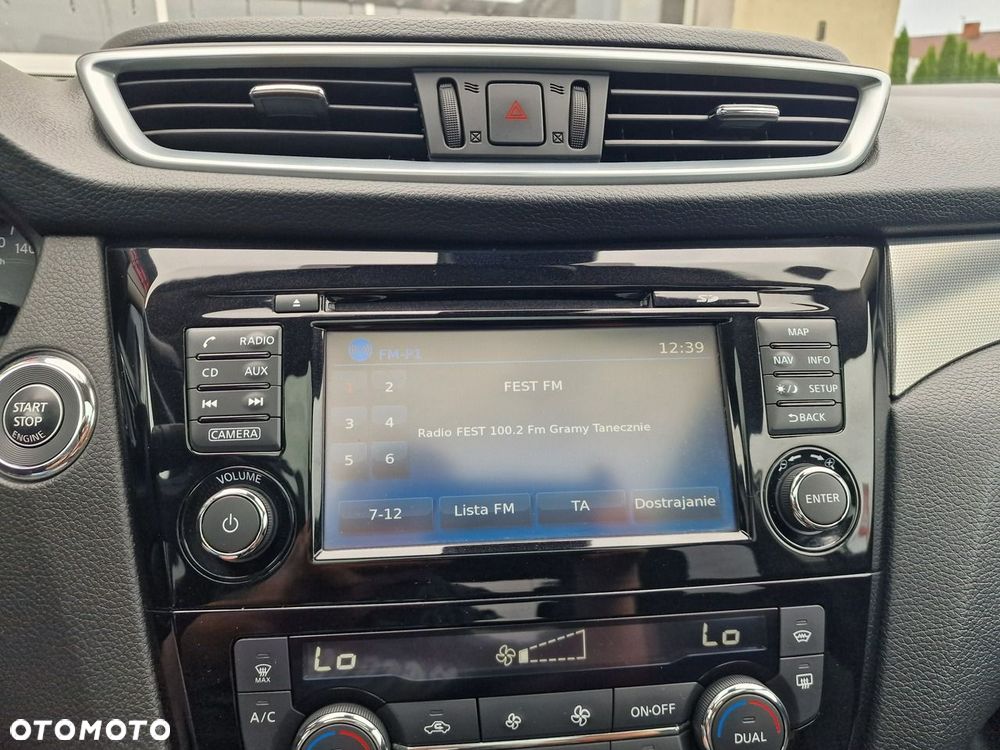 Nissan Qashqai 1.2 DIG-T N-Connecta EU6 - 32