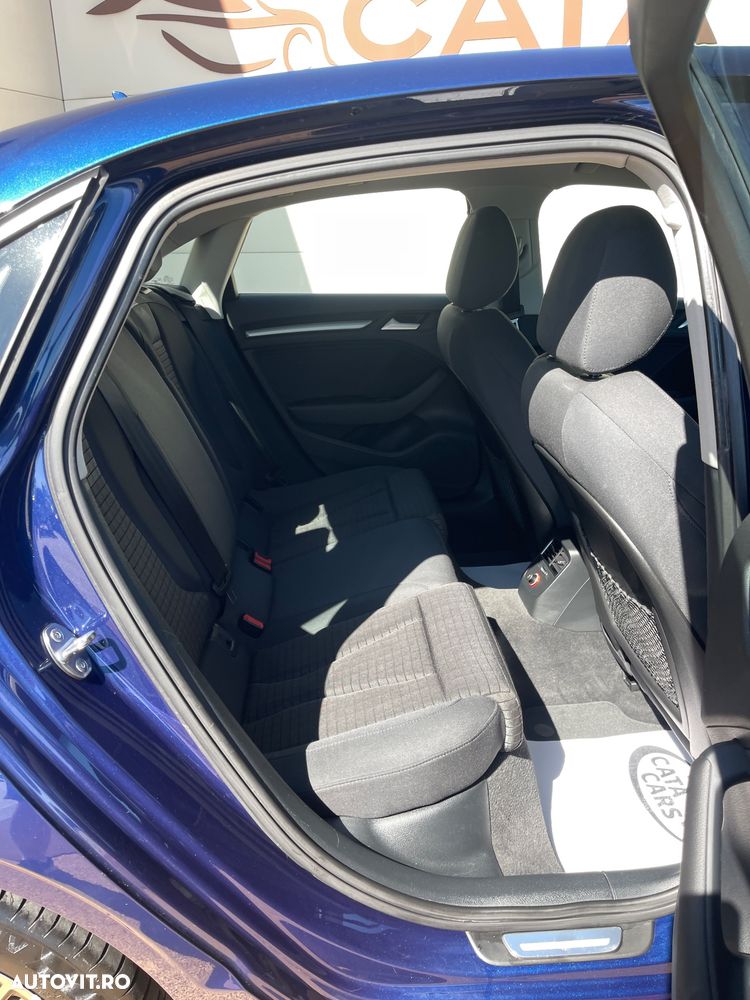 Audi A3 2.0 TDI (clean diesel) Attraction - 25