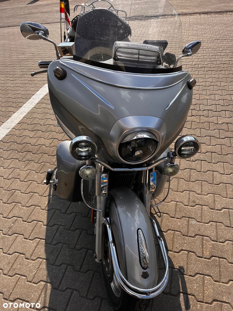 Yamaha Venture - 3