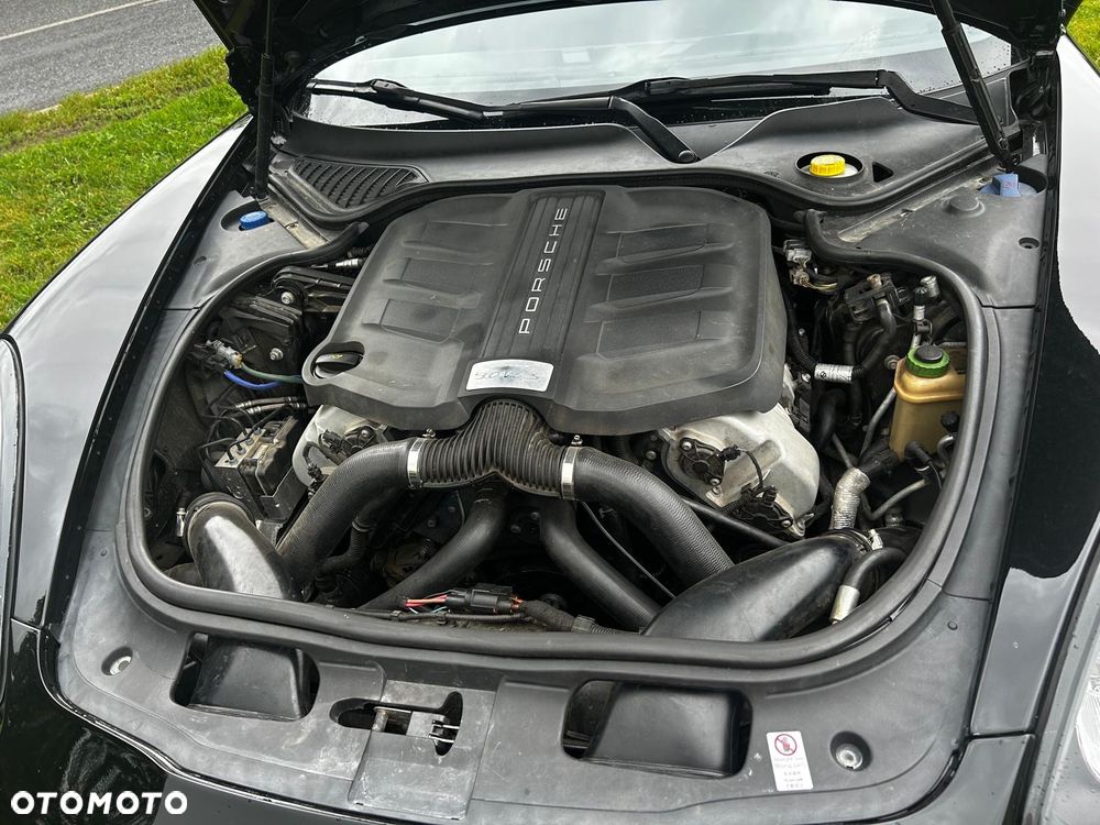 Porsche Panamera 4S Executive - 15