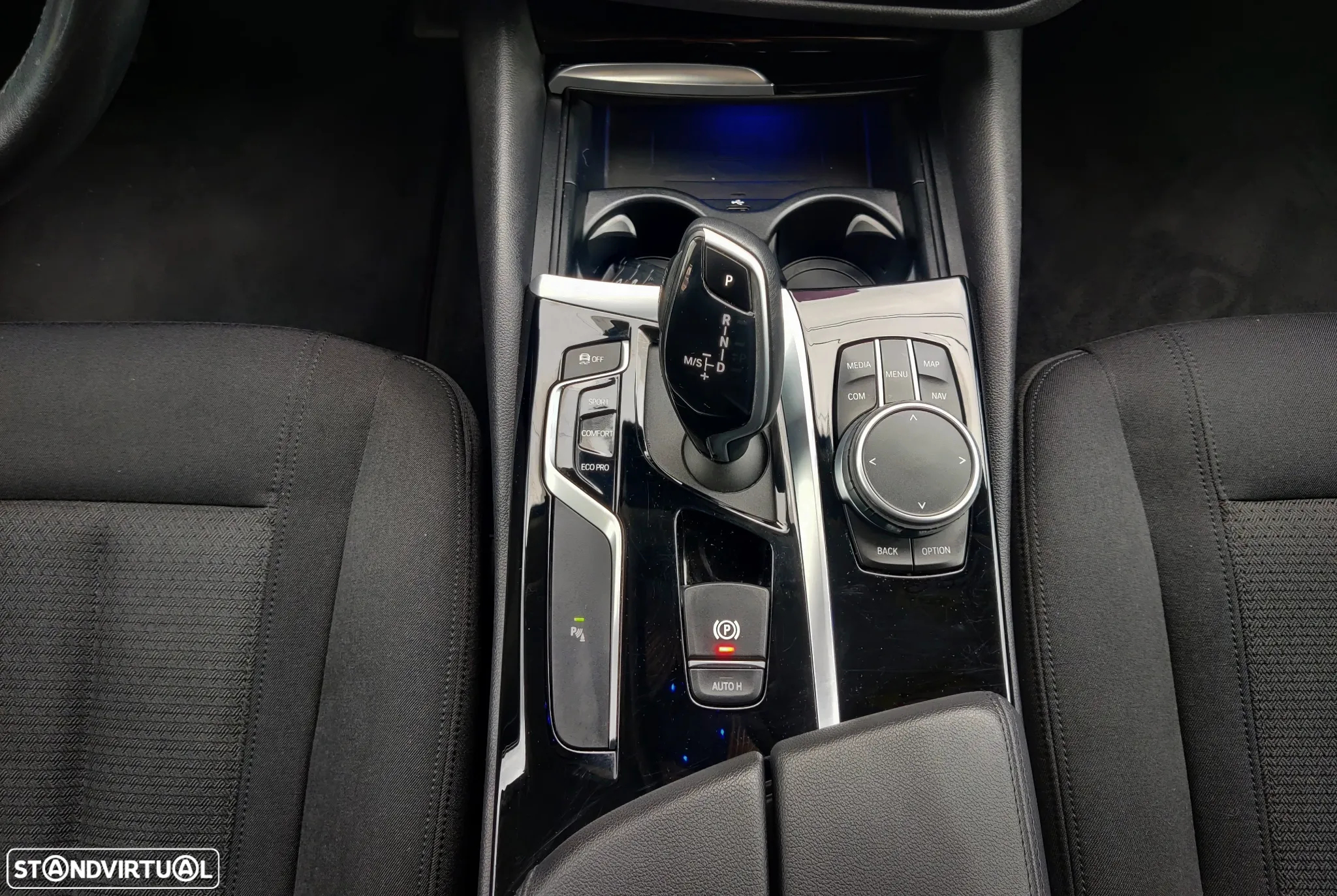 BMW 530 i Touring Aut. - 32
