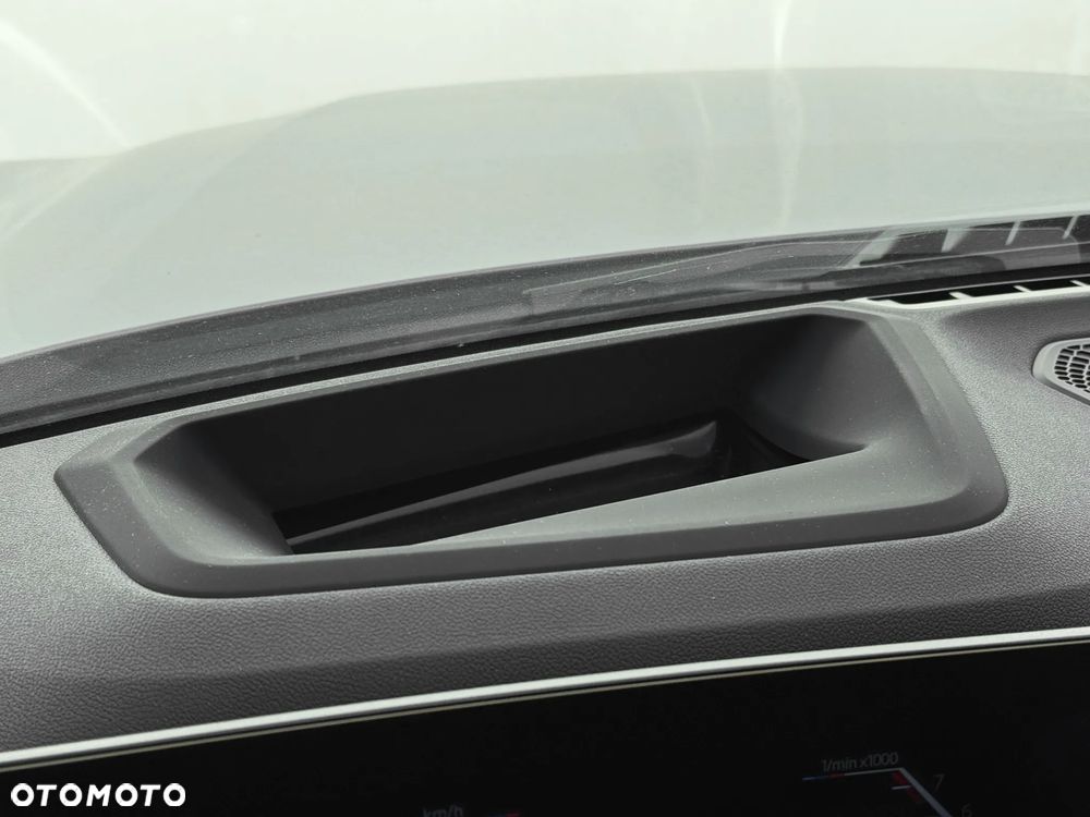 BMW Seria 2 220i M Sport sport - 22