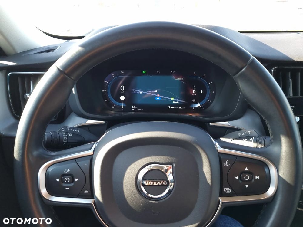 Volvo XC 60 B4 D AWD Core - 21