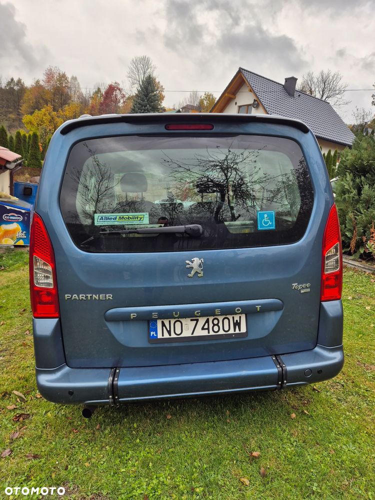 Peugeot Partner 2011 photo 2