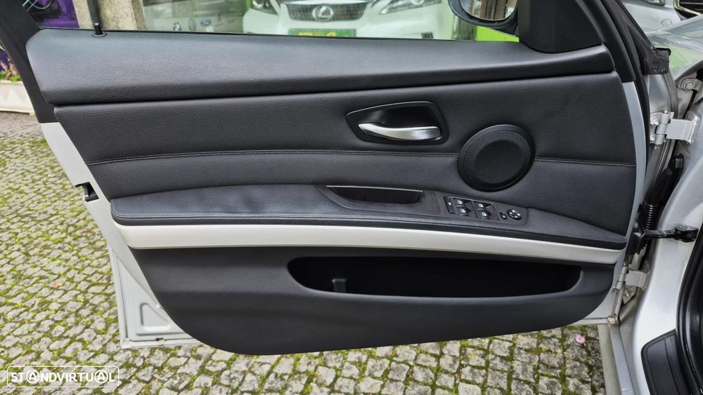 BMW 320 d Navigation - 18