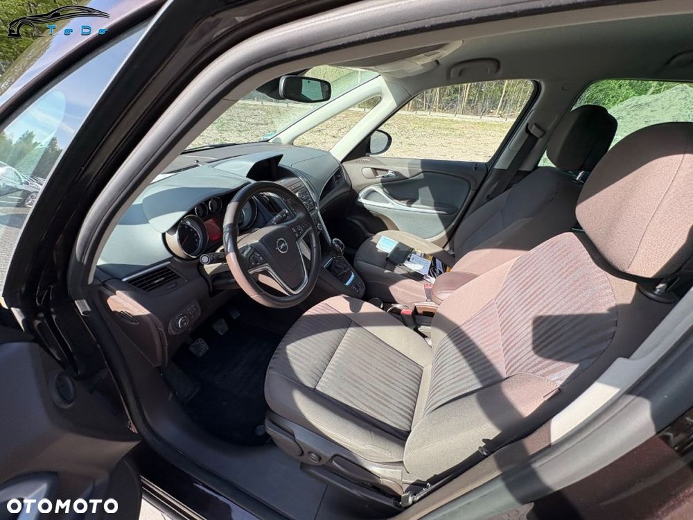 Opel Zafira 1.4 T Cosmo EcoFLEX S&S EU6 - 18