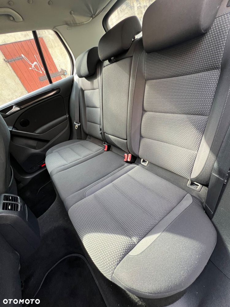 Volkswagen Golf - 12