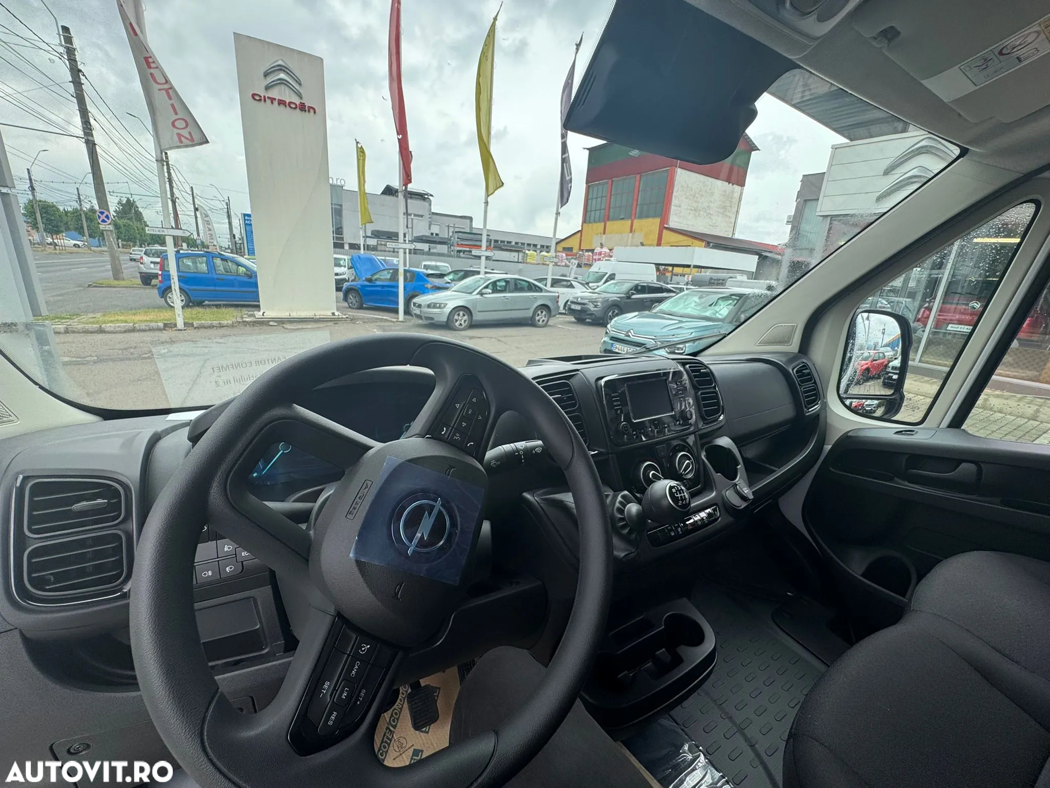 Opel Opel Movano Van 35 L4H2 Heavy Base 2.2 Diesel 140 CP Euro 6.4 - 9