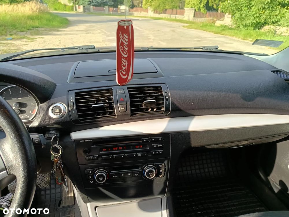 BMW Seria 1 116i - 14