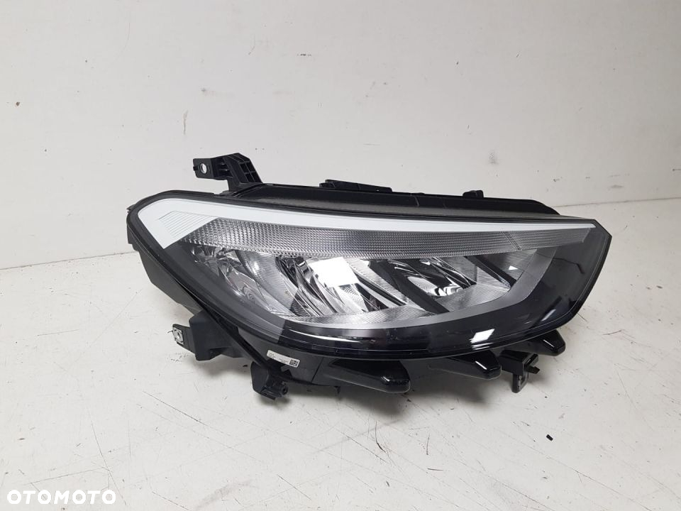 VW ID3 ID.3 LAMPA PRAWA PRZEDNIA PRZÓD  REFLEKTOR FULL LED 10B941006A - 4