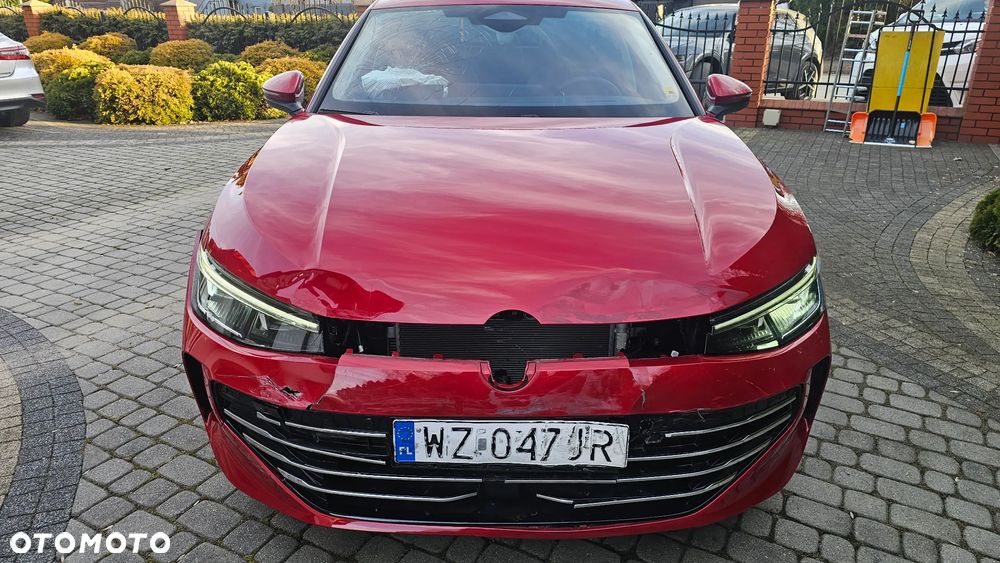 Volkswagen Passat - 10