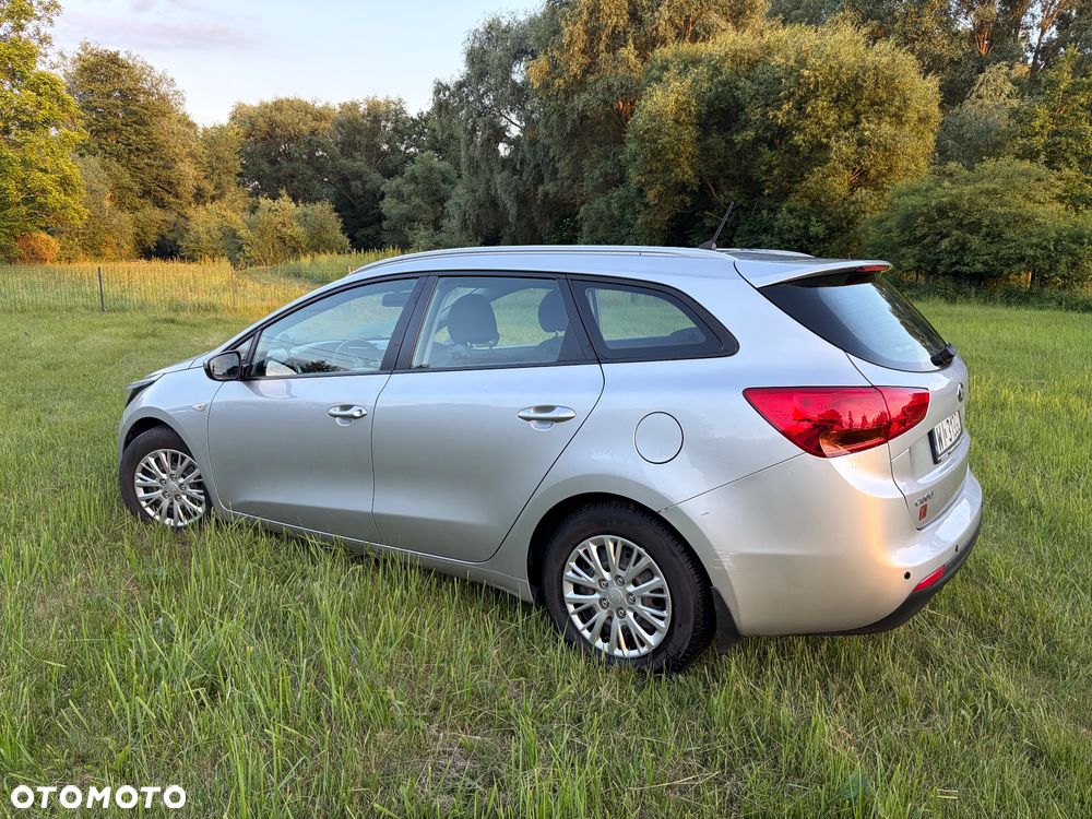 Kia Ceed 1.6 CRDi M - 7