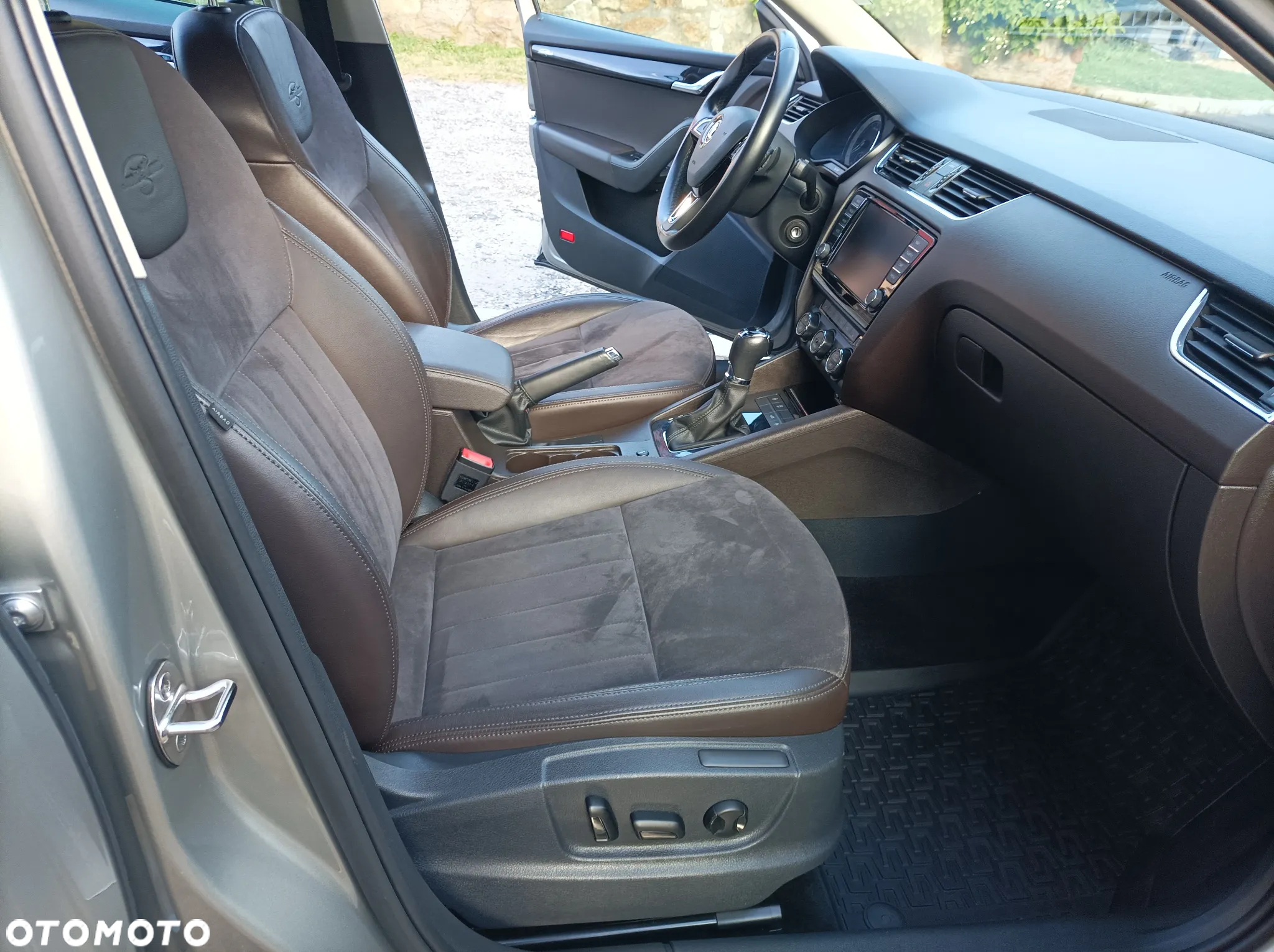 Skoda Octavia 1.8 TSI DSG L&K - 21
