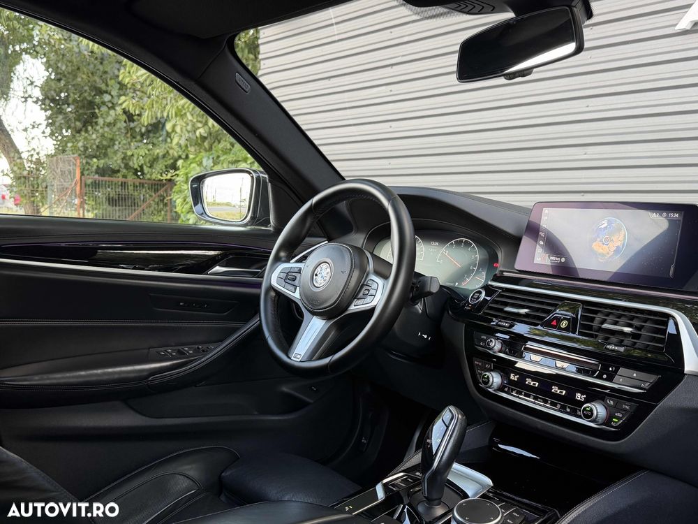 BMW Seria 5 520i Aut. Luxury Line - 10
